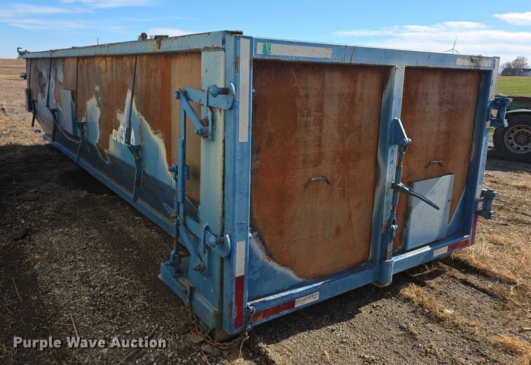 image for item FI0659 Roll-off dumpster