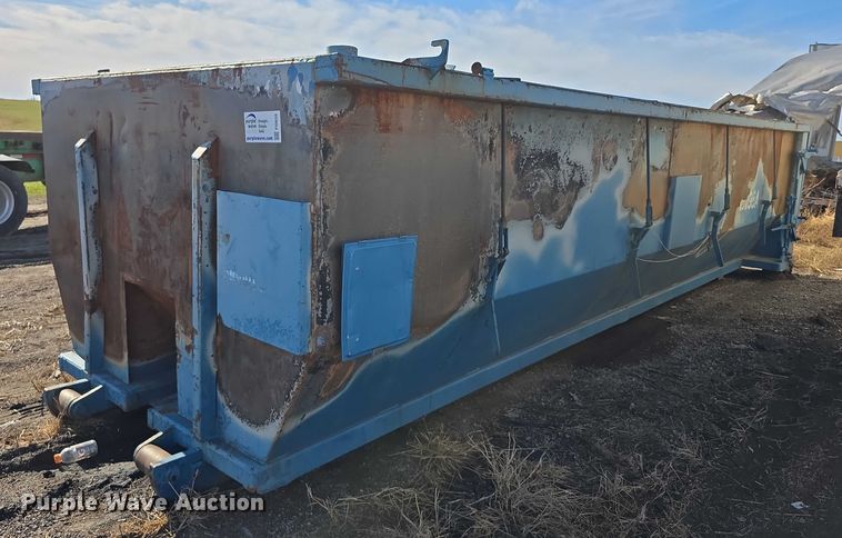 image for item FI0659 Roll-off dumpster