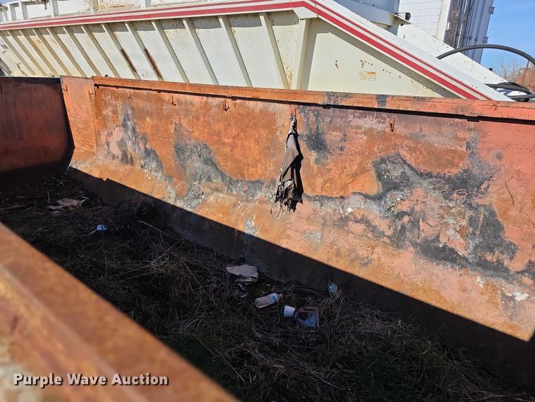 image for item FI0659 Roll-off dumpster