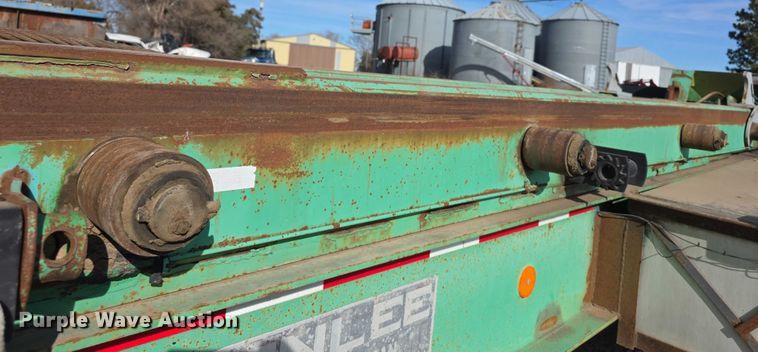 image for item FI0700 1997 Benlee TA60MDD45  roll-off dumpster trailer