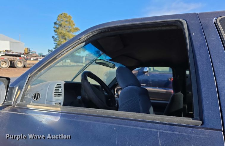 image for item FI0701 1996 Chevrolet Silverado 1500 Ext. Cab pickup truck