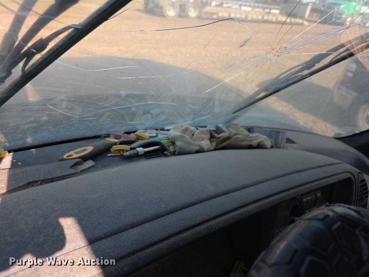 image for item FI0701 1996 Chevrolet Silverado 1500 Ext. Cab pickup truck