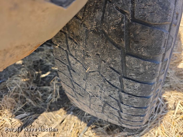 image for item FI0701 1996 Chevrolet Silverado 1500 Ext. Cab pickup truck