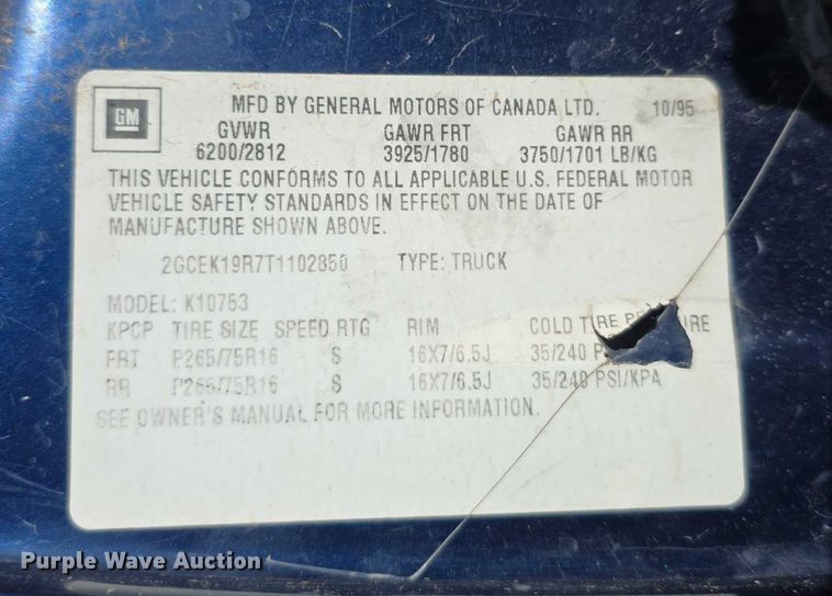 image for item FI0701 1996 Chevrolet Silverado 1500 Ext. Cab pickup truck