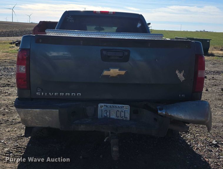 image for item FI0704 2007 Chevrolet Silverado 1500 Crew Cab pickup truck