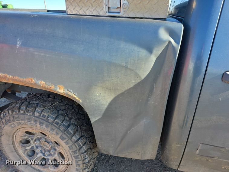 image for item FI0704 2007 Chevrolet Silverado 1500 Crew Cab pickup truck