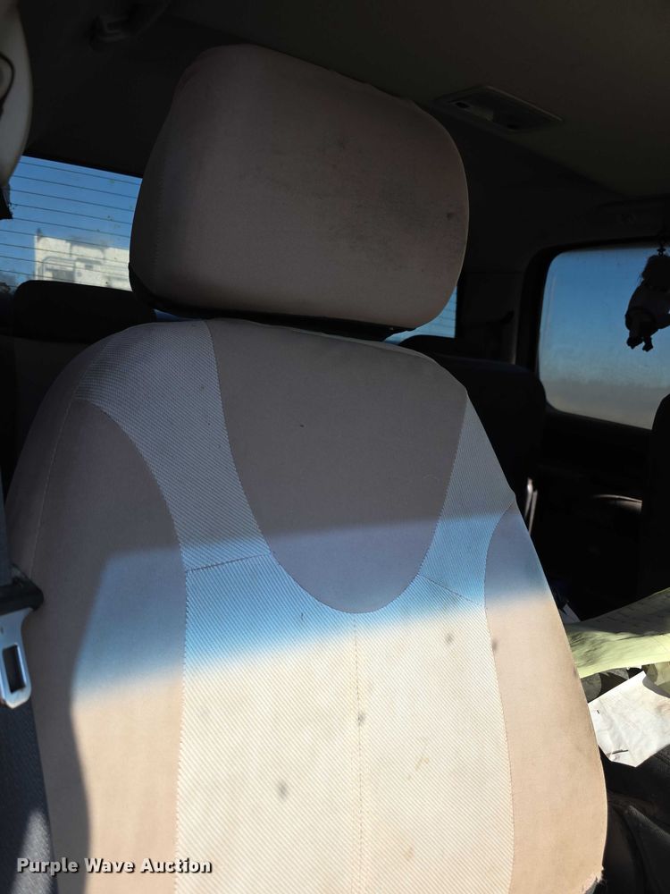 image for item FI0704 2007 Chevrolet Silverado 1500 Crew Cab pickup truck