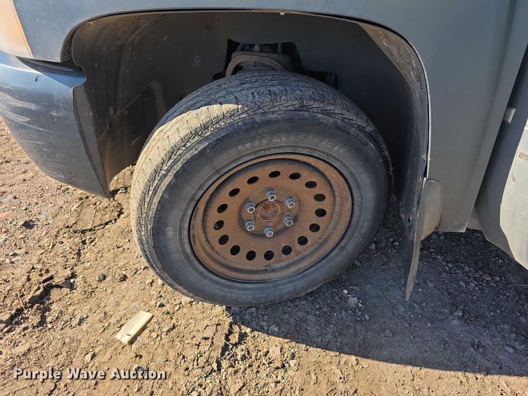 image for item FI0704 2007 Chevrolet Silverado 1500 Crew Cab pickup truck