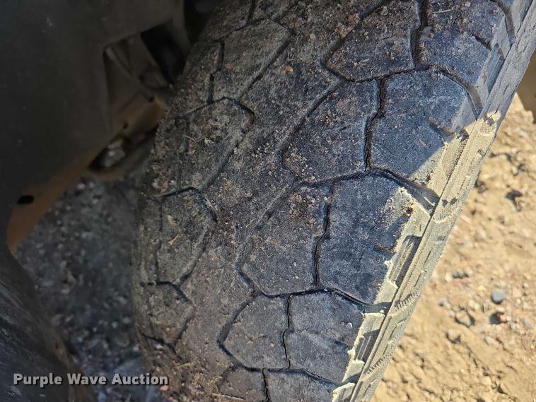 image for item FI0704 2007 Chevrolet Silverado 1500 Crew Cab pickup truck