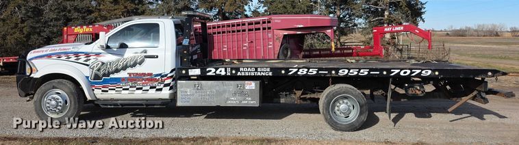 image for item FI0705 2011 Dodge Ram 5500 rollback truck