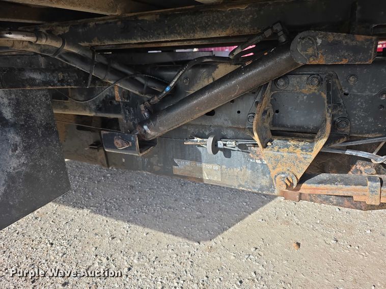 image for item FI0705 2011 Dodge Ram 5500 rollback truck