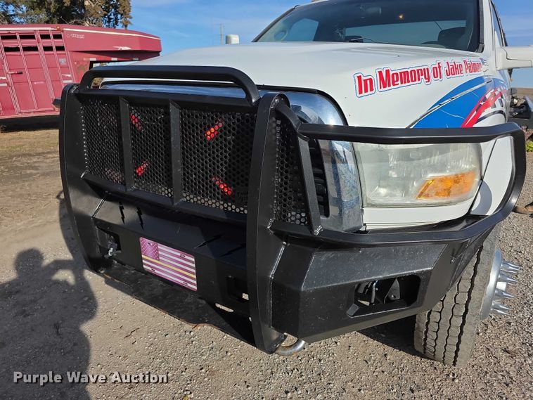 image for item FI0705 2011 Dodge Ram 5500 rollback truck