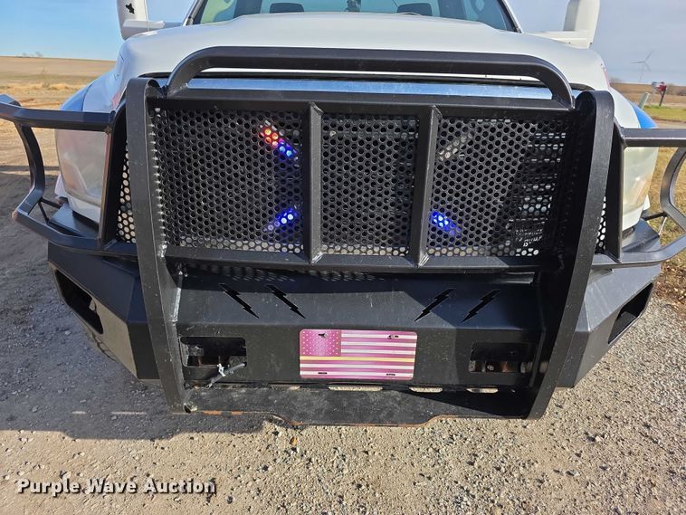 image for item FI0705 2011 Dodge Ram 5500 rollback truck