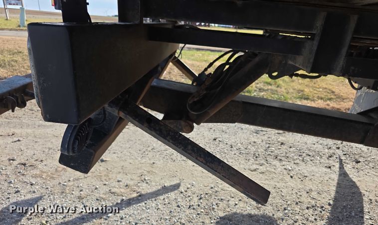 image for item FI0705 2011 Dodge Ram 5500 rollback truck