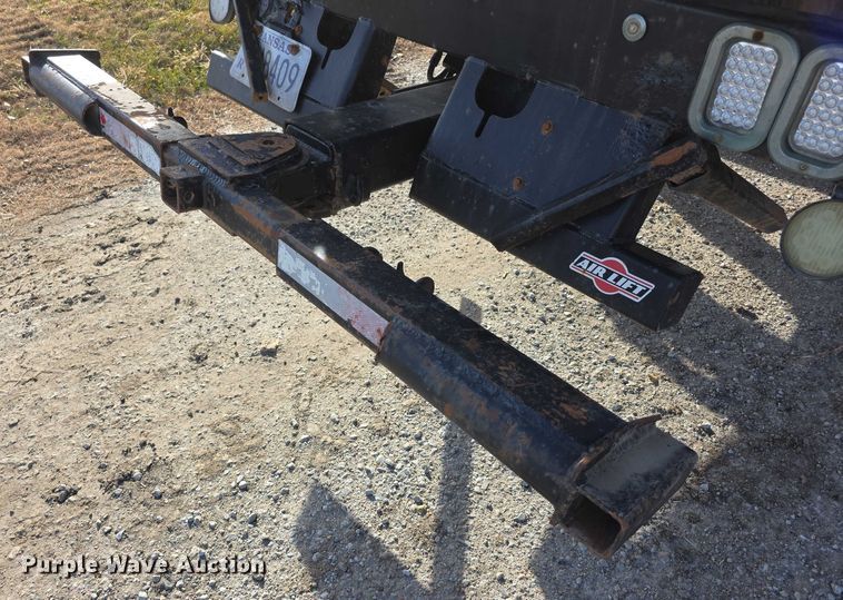 image for item FI0705 2011 Dodge Ram 5500 rollback truck