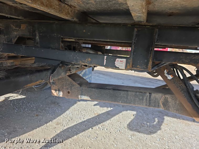 image for item FI0705 2011 Dodge Ram 5500 rollback truck