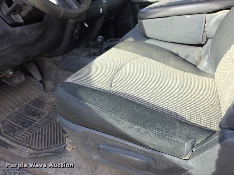 image for item FI0705 2011 Dodge Ram 5500 rollback truck