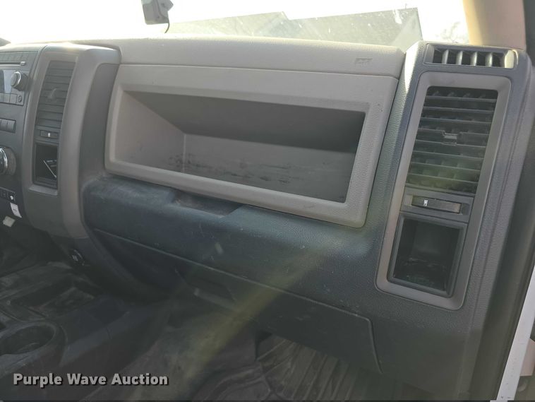 image for item FI0705 2011 Dodge Ram 5500 rollback truck