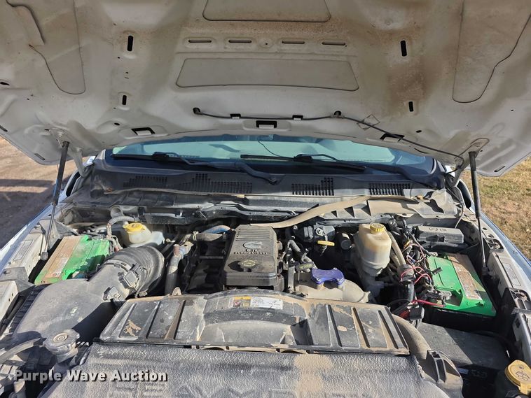 image for item FI0705 2011 Dodge Ram 5500 rollback truck