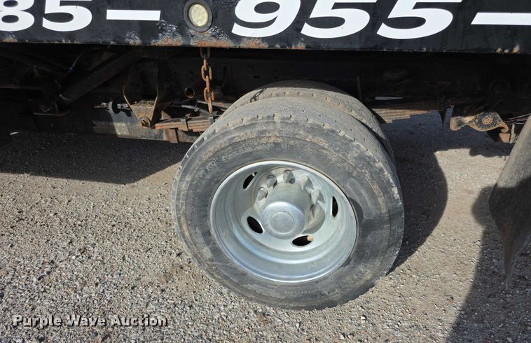 image for item FI0705 2011 Dodge Ram 5500 rollback truck