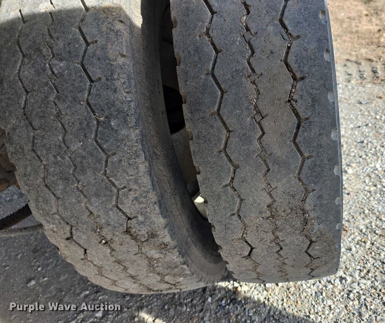 image for item FI0705 2011 Dodge Ram 5500 rollback truck