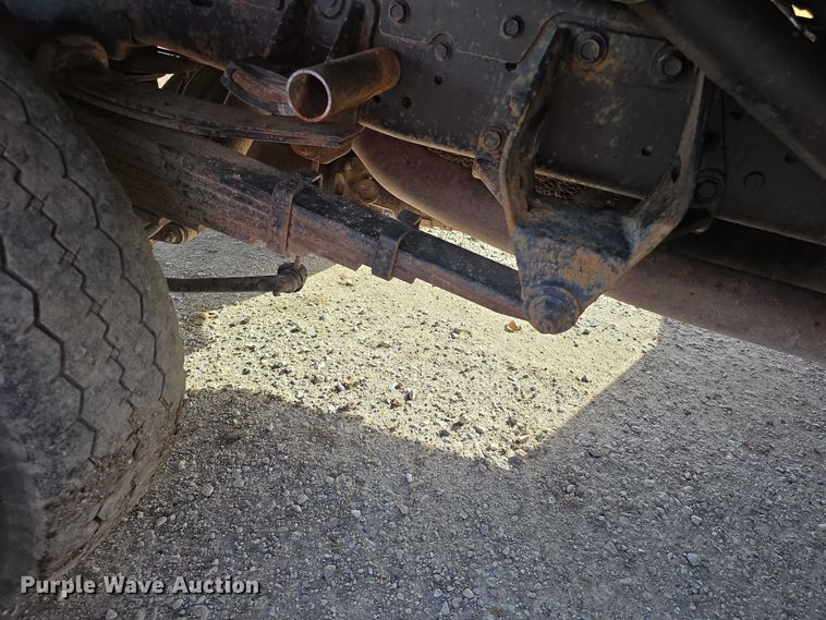 image for item FI0705 2011 Dodge Ram 5500 rollback truck