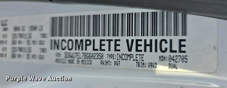 image for item FI0705 2011 Dodge Ram 5500 rollback truck