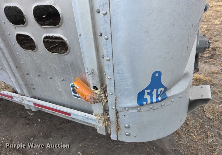 image for item FI0706 2014 Wilson RSDCL402 livestock trailer