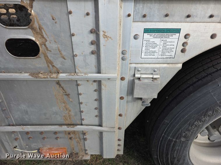 image for item FI0706 2014 Wilson RSDCL402 livestock trailer