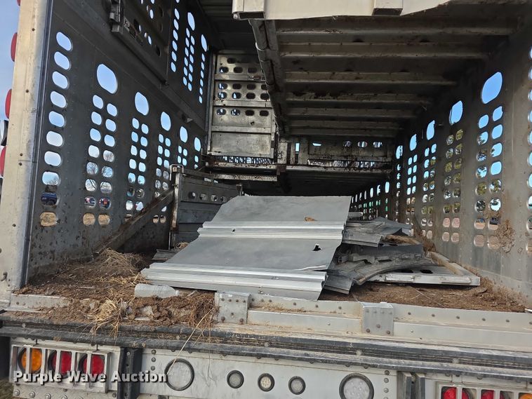 image for item FI0706 2014 Wilson RSDCL402 livestock trailer