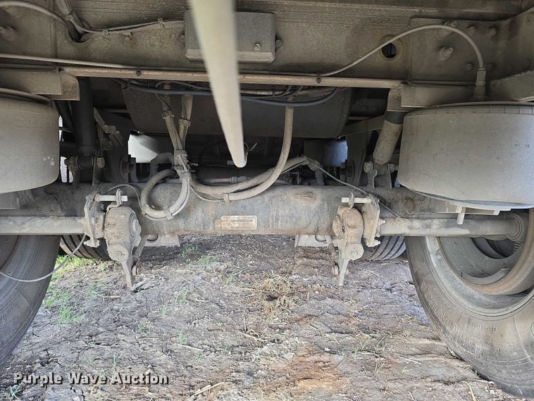 image for item FI0706 2014 Wilson RSDCL402 livestock trailer