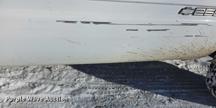 image for item FI0707 2000 Chevrolet K2500 Classic  pickup truck