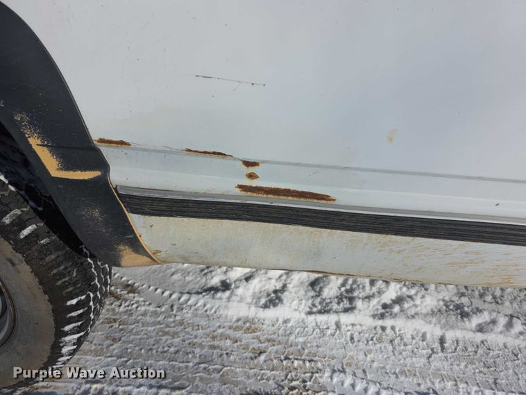 image for item FI0707 2000 Chevrolet K2500 Classic  pickup truck