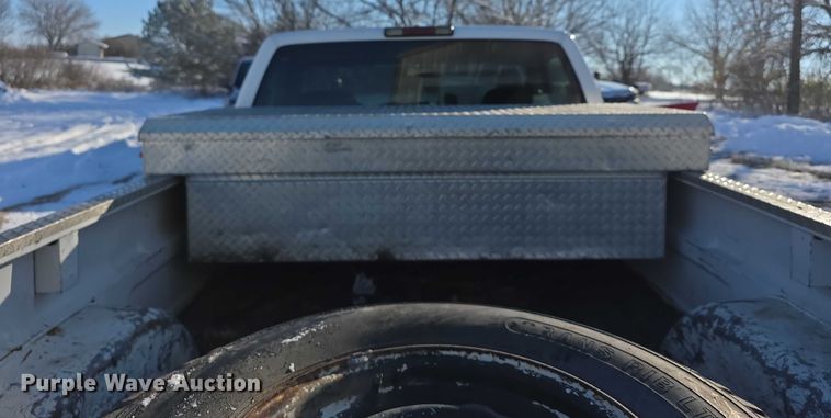 image for item FI0707 2000 Chevrolet K2500 Classic  pickup truck