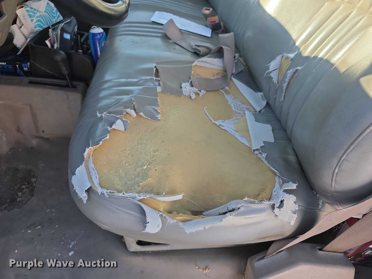 image for item FI0707 2000 Chevrolet K2500 Classic  pickup truck