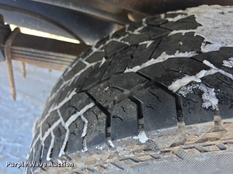 image for item FI0707 2000 Chevrolet K2500 Classic  pickup truck