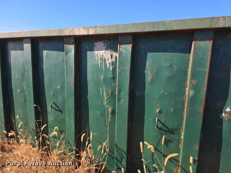 image for item FI0708 Roll-off dumpster