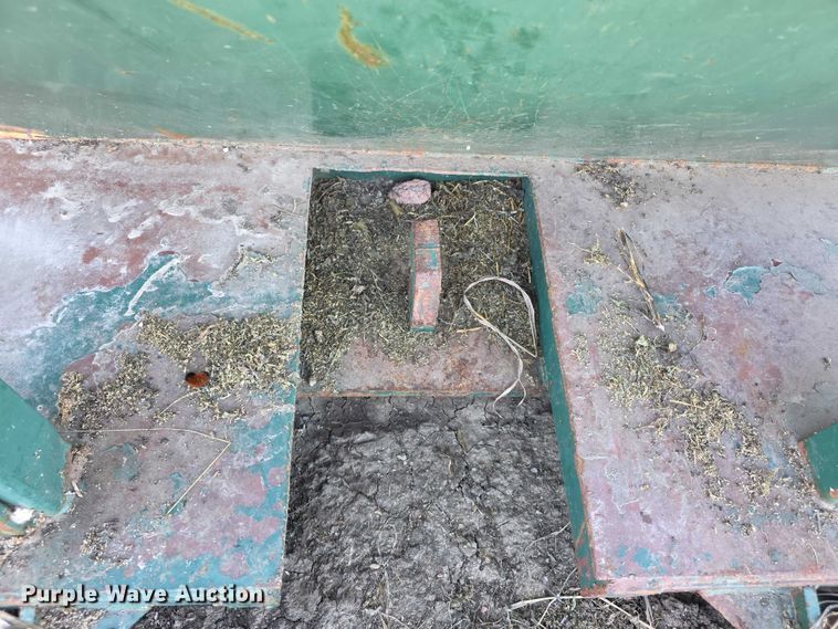 image for item FI0708 Roll-off dumpster