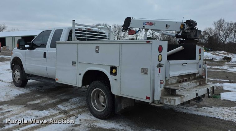 image for item FI0710 2013 Ford F350 Super Duty XL SuperCab utility bed pickup truck