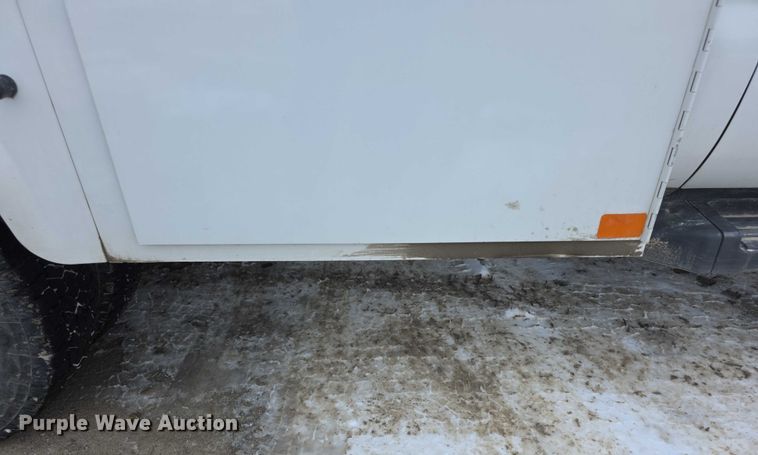 image for item FI0710 2013 Ford F350 Super Duty XL SuperCab utility bed pickup truck