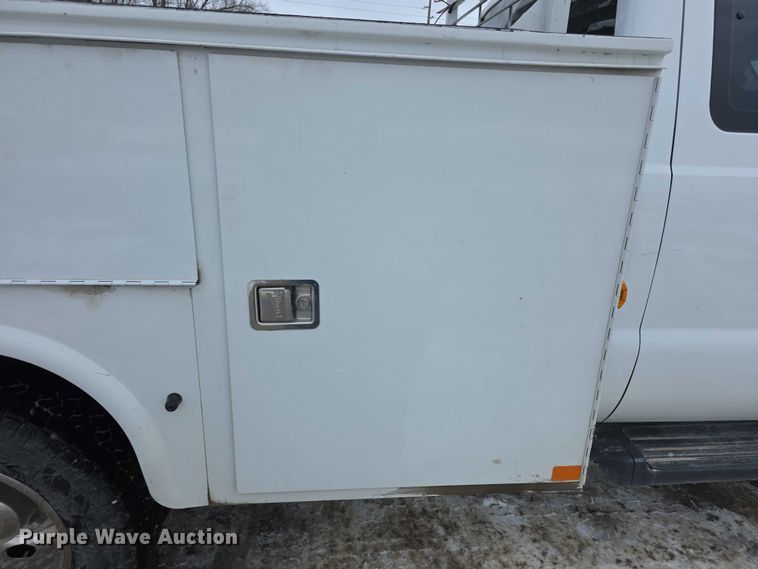 image for item FI0710 2013 Ford F350 Super Duty XL SuperCab utility bed pickup truck