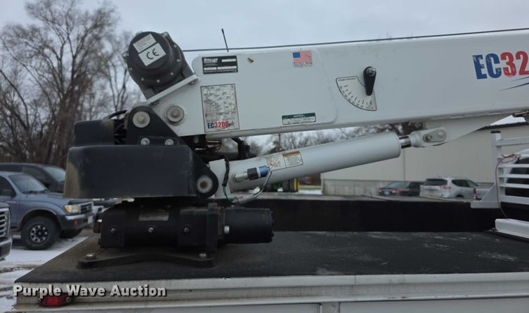 image for item FI0710 2013 Ford F350 Super Duty XL SuperCab utility bed pickup truck