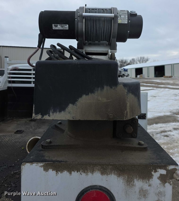 image for item FI0710 2013 Ford F350 Super Duty XL SuperCab utility bed pickup truck