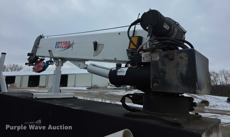 image for item FI0710 2013 Ford F350 Super Duty XL SuperCab utility bed pickup truck