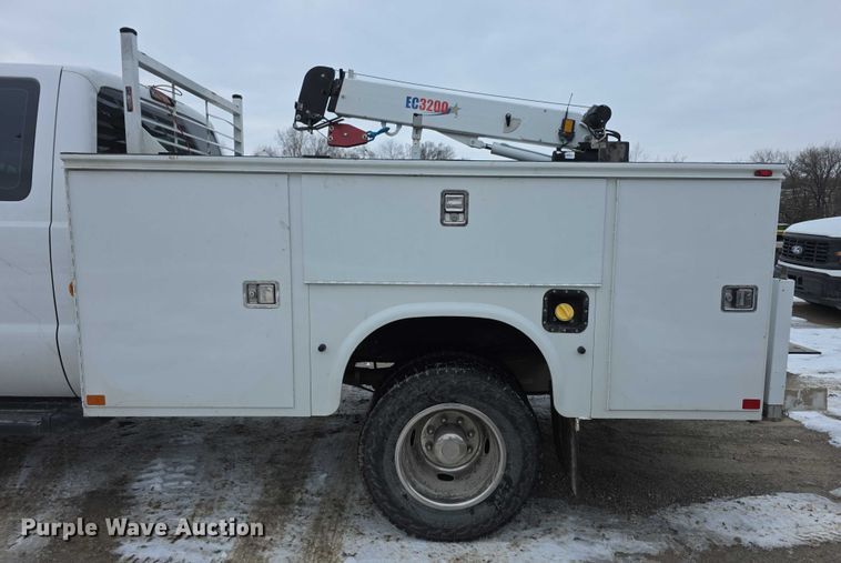 image for item FI0710 2013 Ford F350 Super Duty XL SuperCab utility bed pickup truck