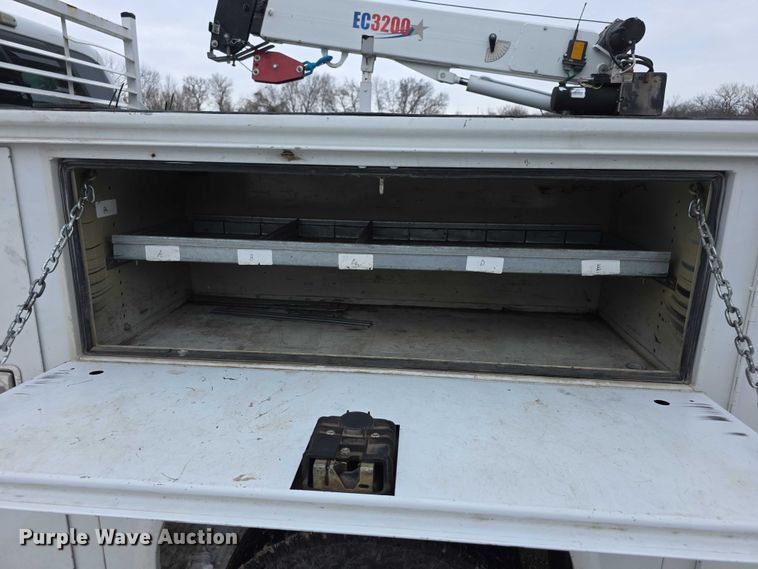 image for item FI0710 2013 Ford F350 Super Duty XL SuperCab utility bed pickup truck