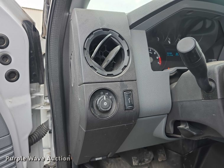 image for item FI0710 2013 Ford F350 Super Duty XL SuperCab utility bed pickup truck