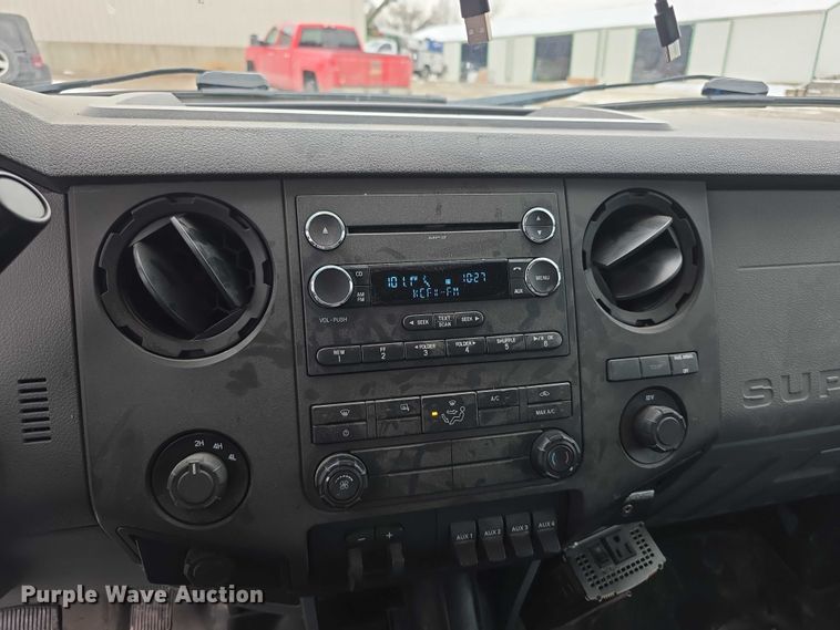 image for item FI0710 2013 Ford F350 Super Duty XL SuperCab utility bed pickup truck