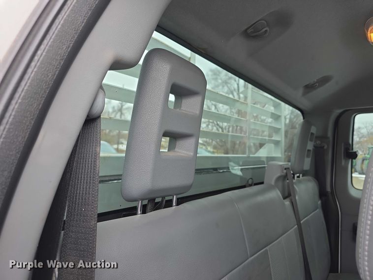 image for item FI0710 2013 Ford F350 Super Duty XL SuperCab utility bed pickup truck