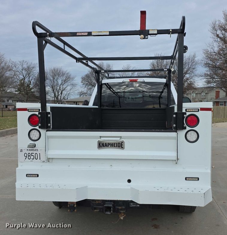 image for item FI0721 2017 Ford F250 Super Duty SuperCab pickup truck